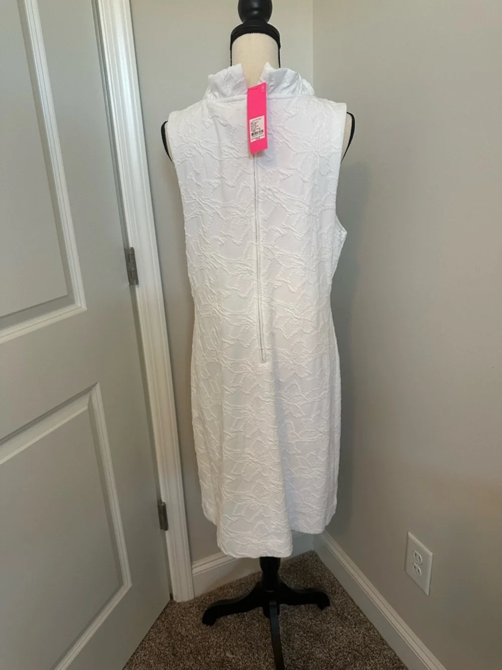 Lilly Pulitzer Tisbury Shift Dress in Resort White - Picture 3 of 4